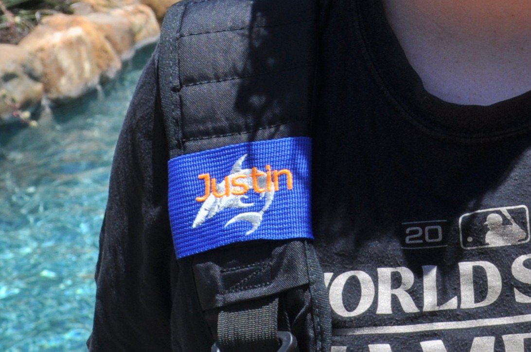 Custom Embroidered Luggage Tag – Wrap-Around Velcro Style